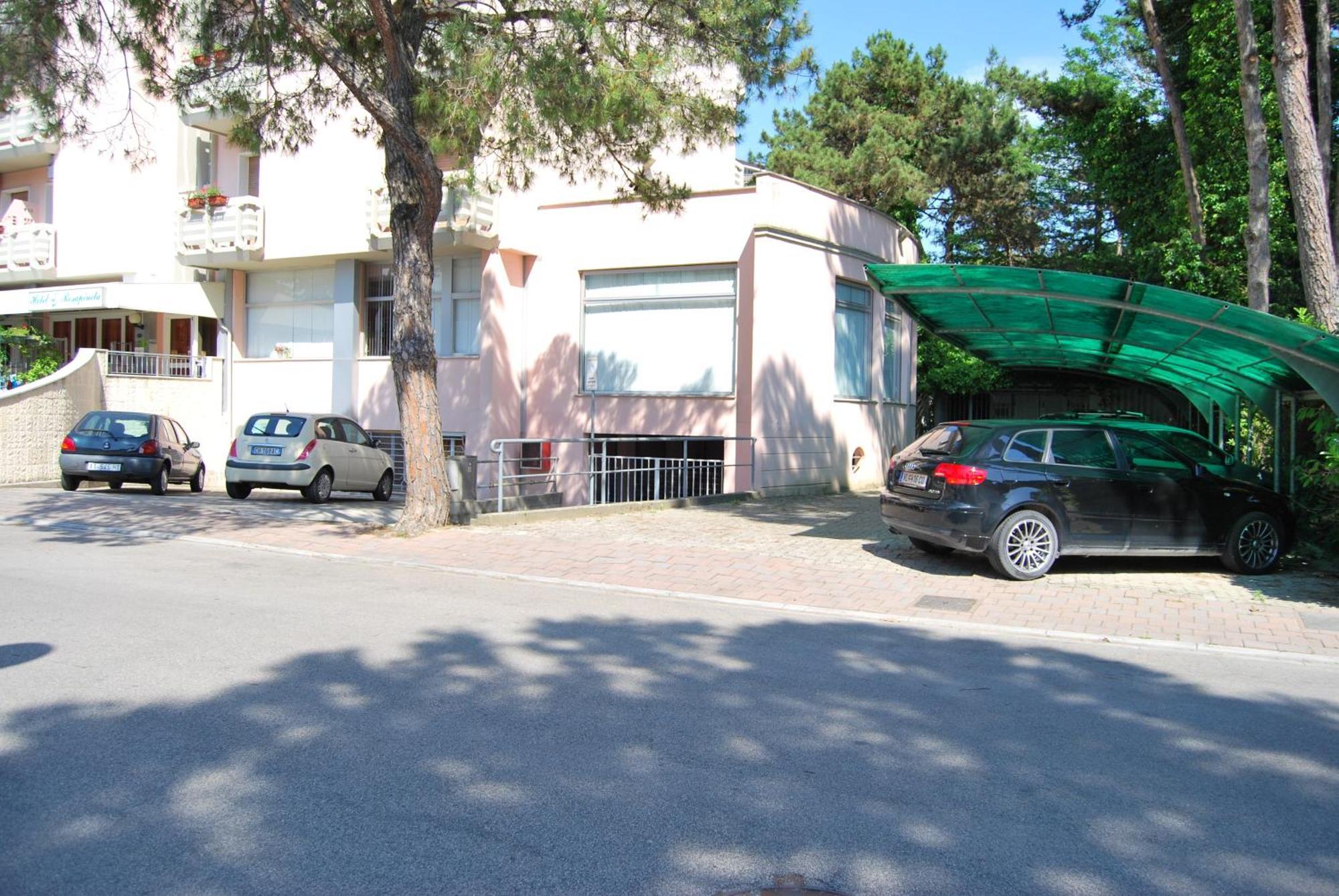 Hotel Rosapineta - Adults Only Lignano Sabbiadoro Buitenkant foto